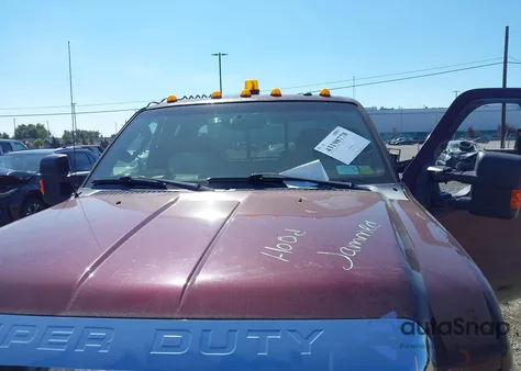 2009 Ford F-250 Fx4/Lariat/Xl/Xlt z USA, uszkodzony, nr VIN 1FTSX21519EB15670